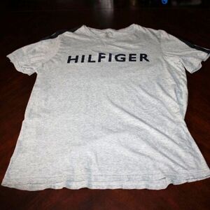 Tommy Hilfiger Gray Logo Tee w/ Black Shoulder Stripes | Designer Casual | L